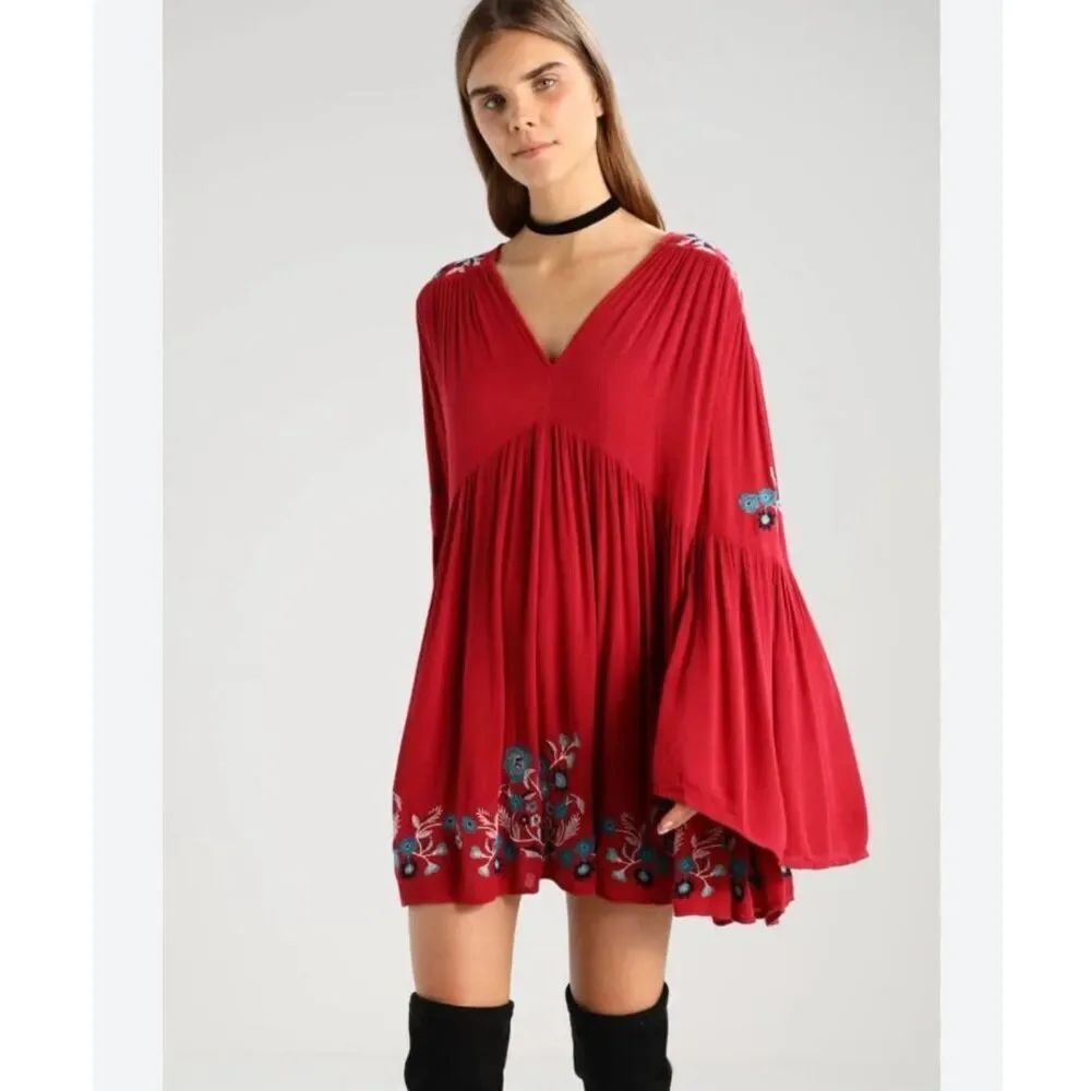FreeāPeople Te Amo Red Embroidered Babydoll Mini Dress $148 S